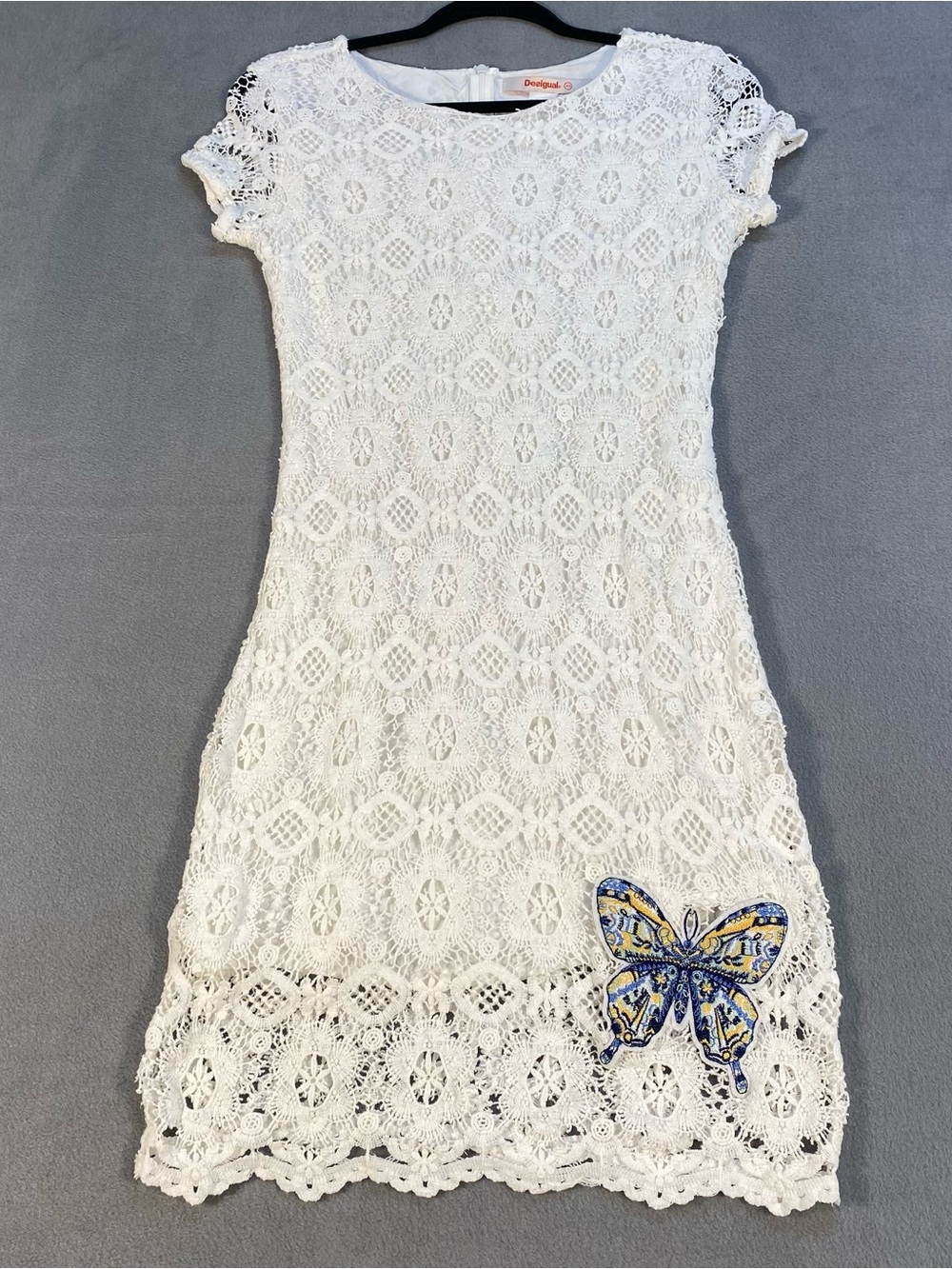 Desigual women’s White Lace Crotchet Dress with Blue &Yellow Butterfly Accent,40